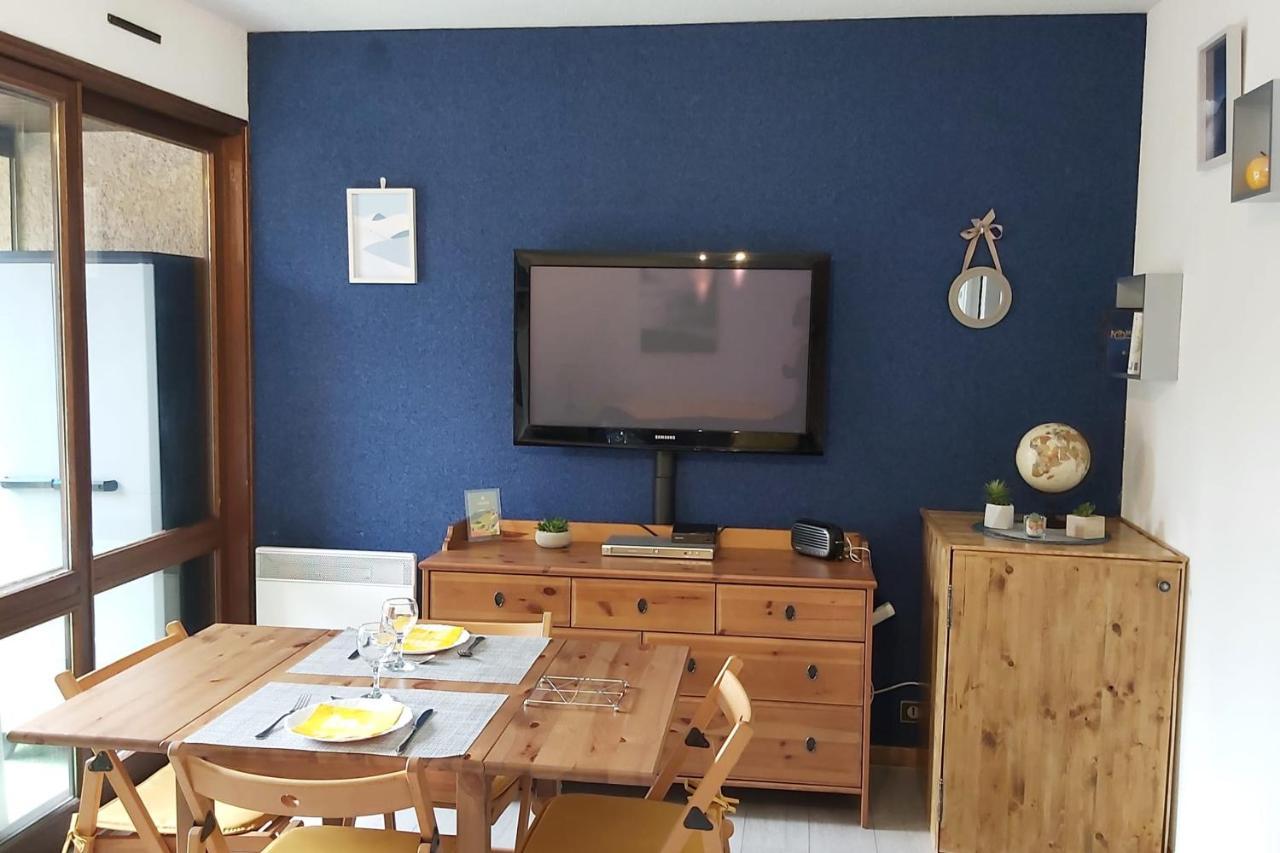 Apartment with balcony near Briançon Exterior foto